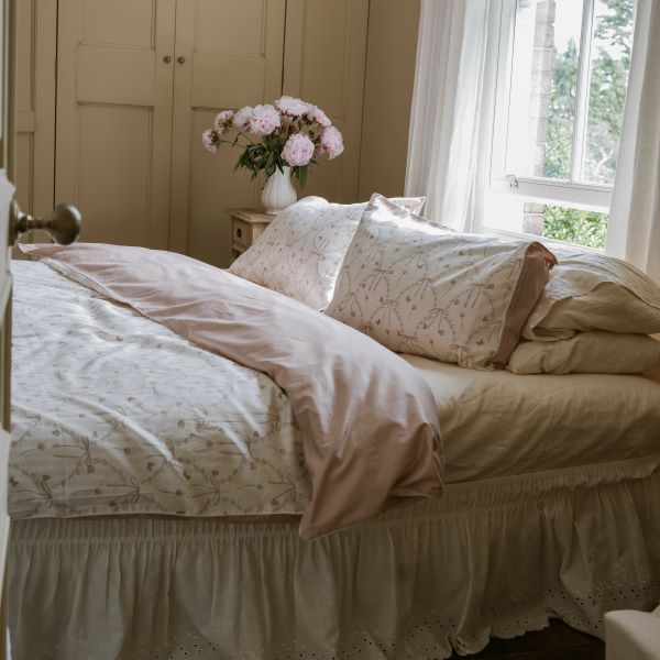 Bows & Butterfly Kisses Full/Queen Duvet Cover - Pink