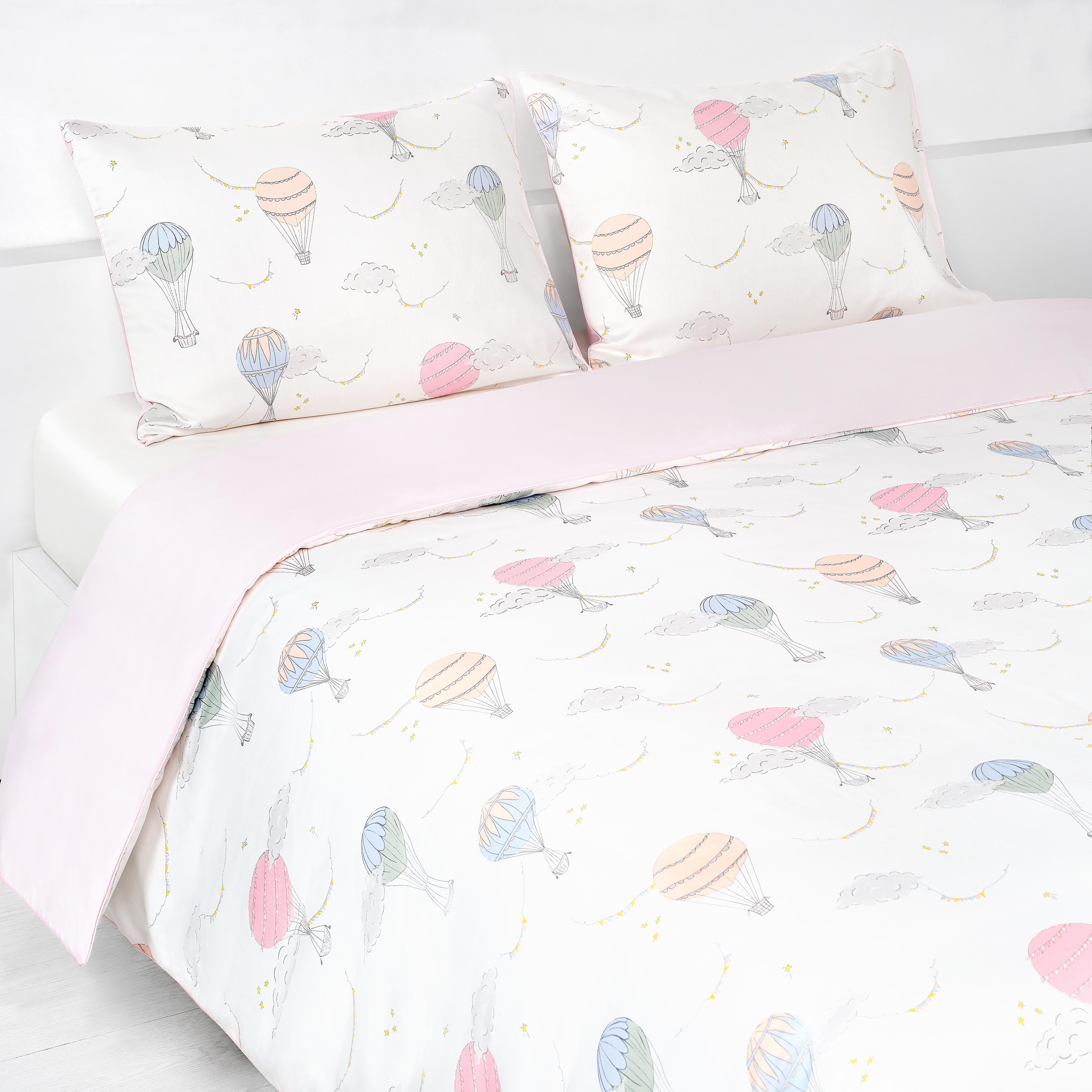 Touch The Sky Full/Queen Duvet Cover - Pink