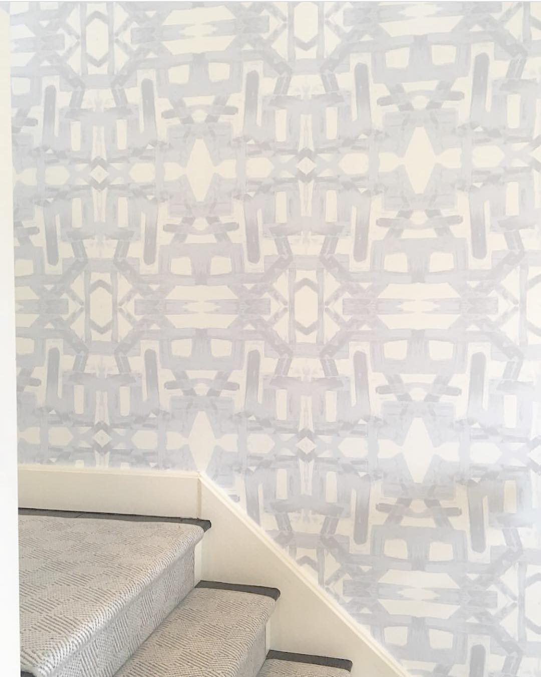 Grey Mist Alta Wallpaper