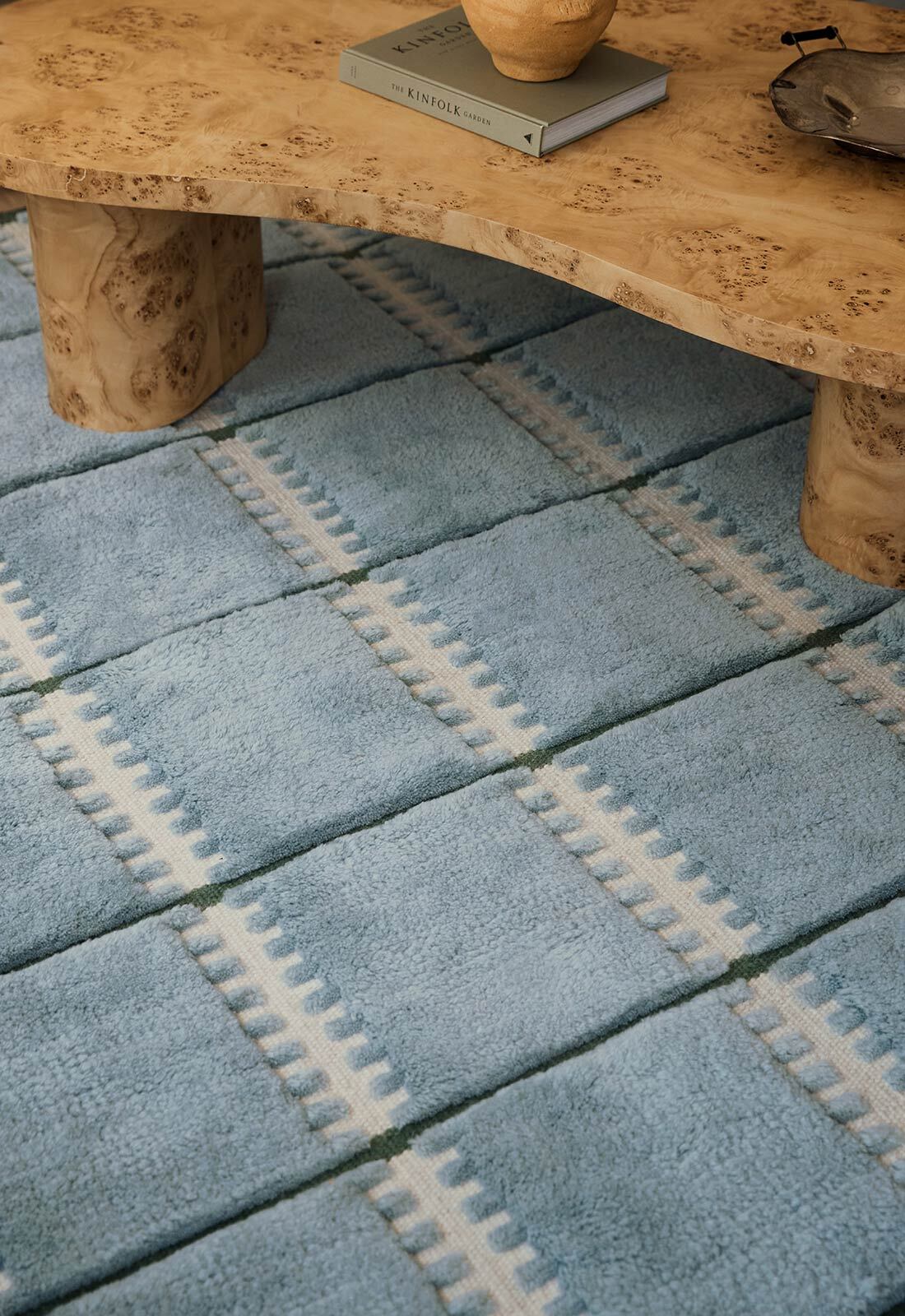 Lily Wool Rug - Blue
