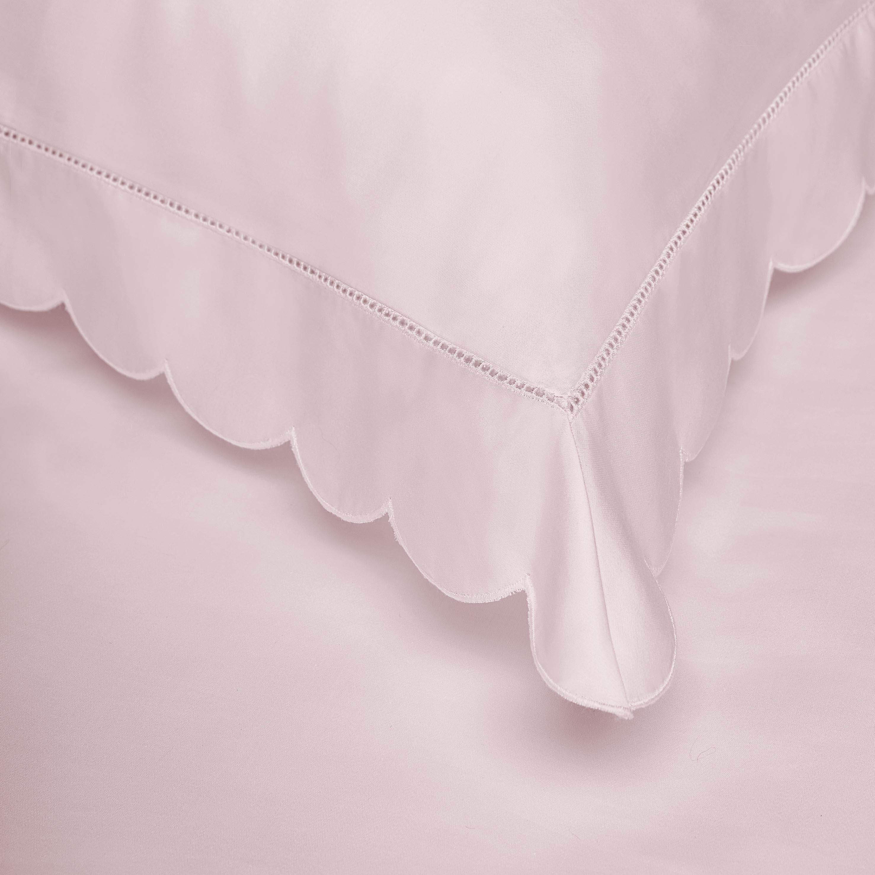 Scalloped Starlight Standard Pillowcase Set - Rose
