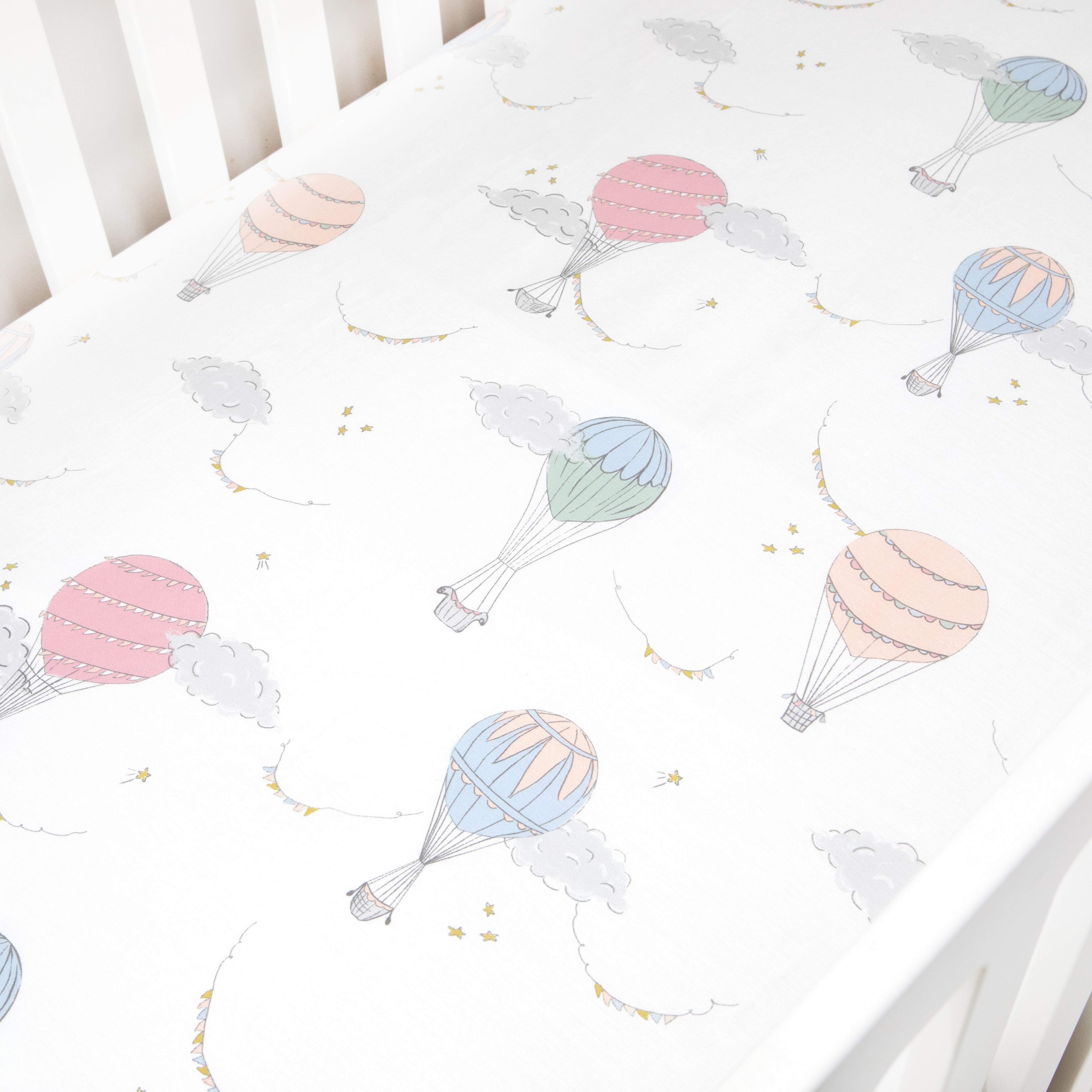 Touch The Sky Crib Sheet - Pink