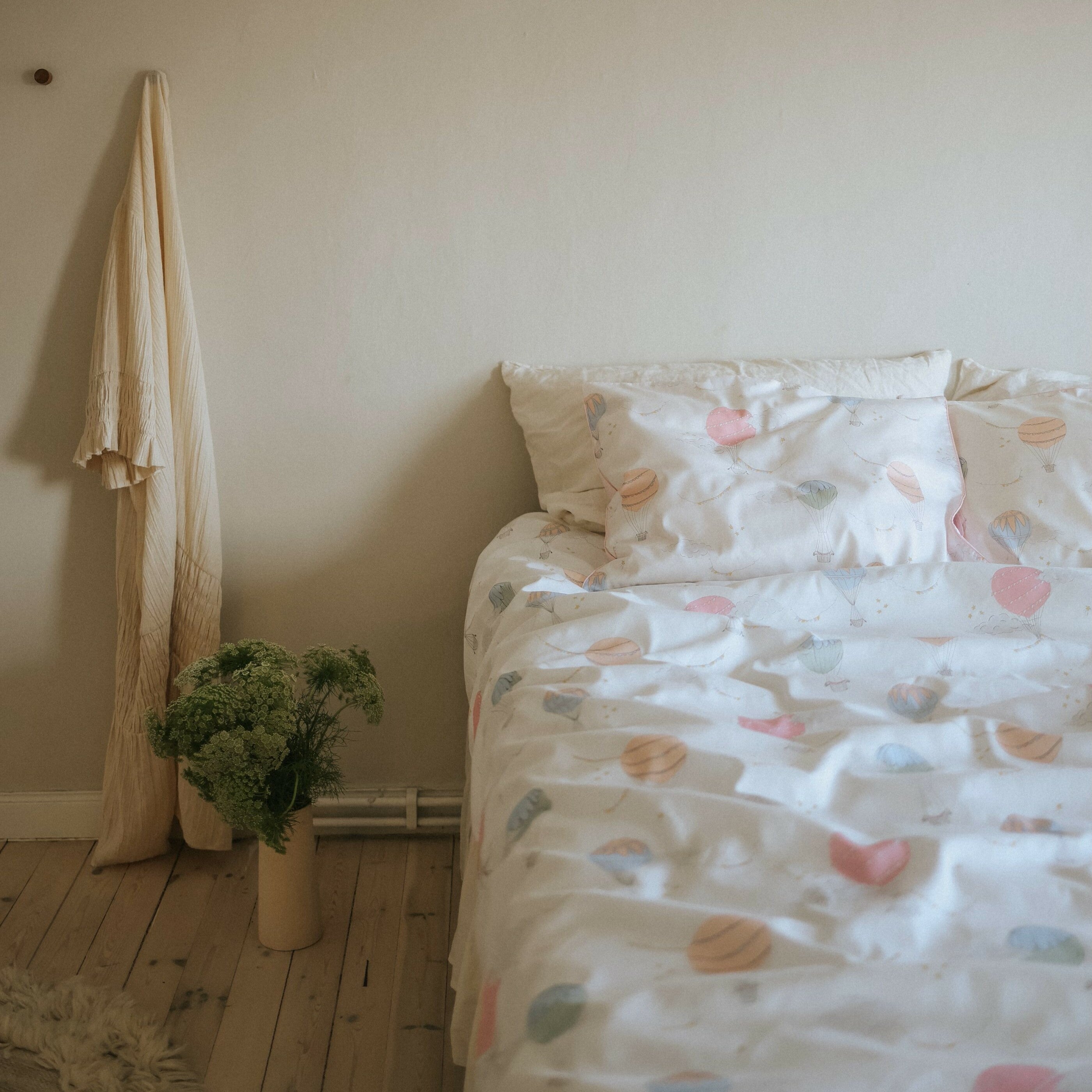 Touch The Sky Full/Queen Duvet Cover - Pink