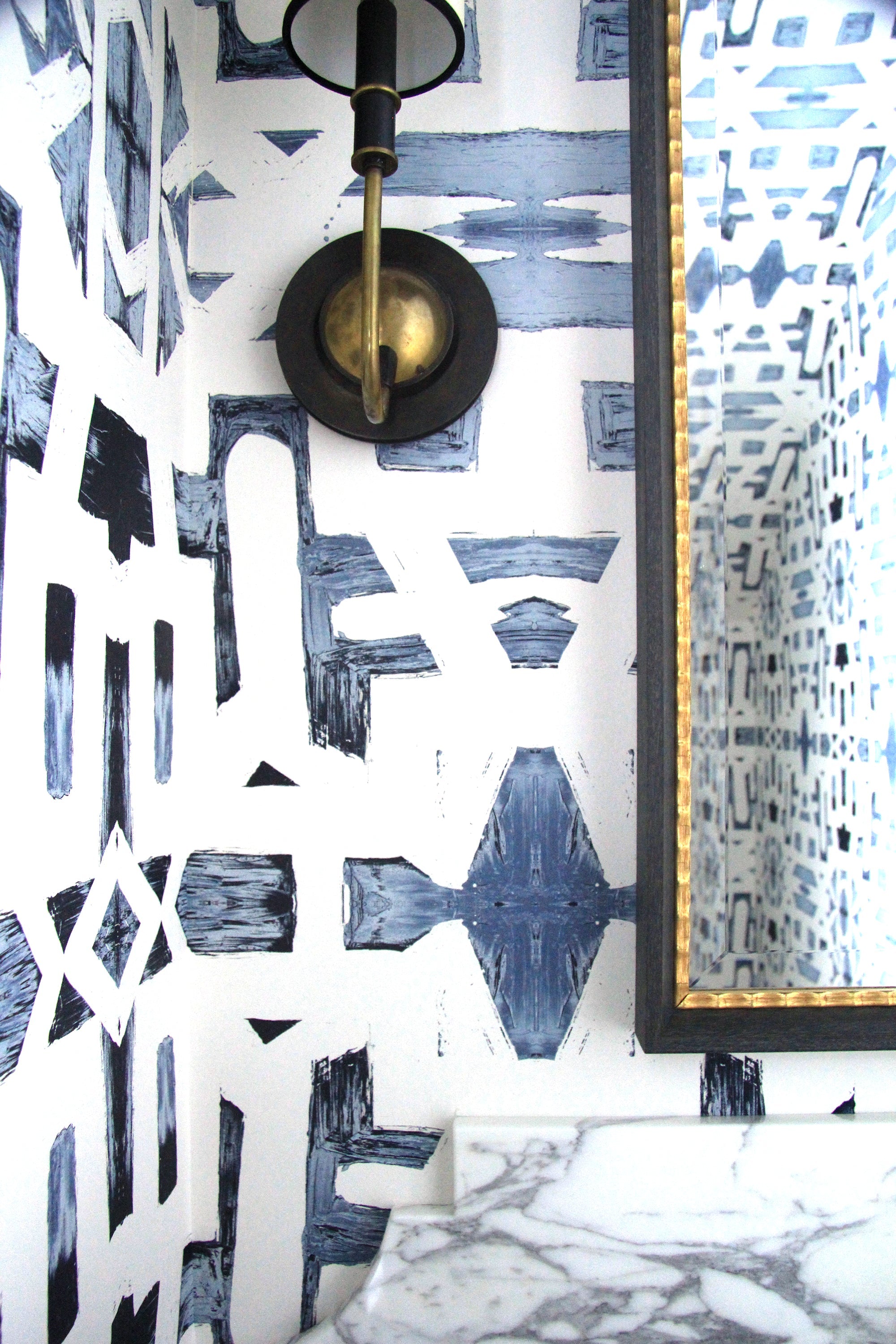 Indigo Ocean Alta Wallpaper