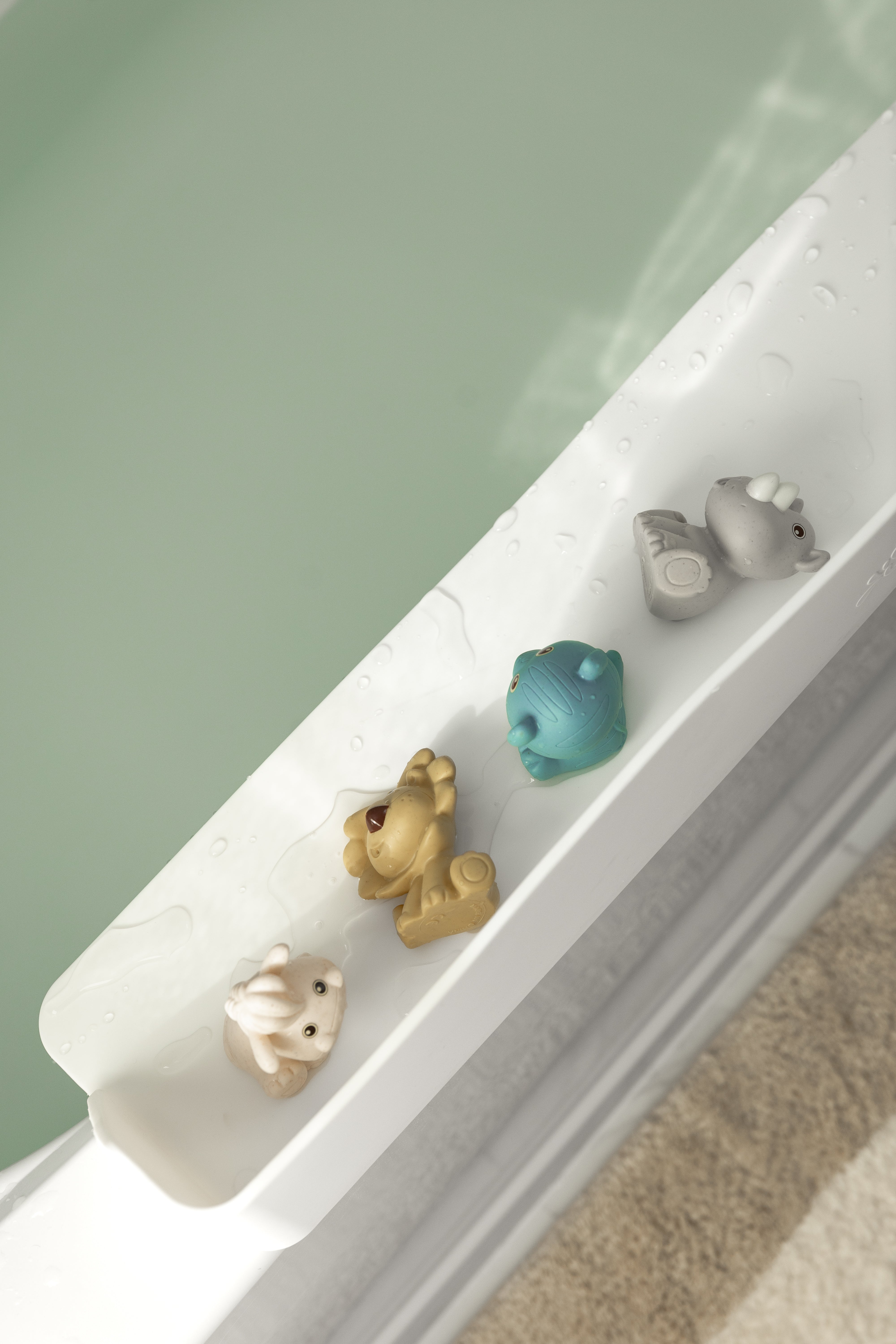 Bathtub Splash Guard - Grey