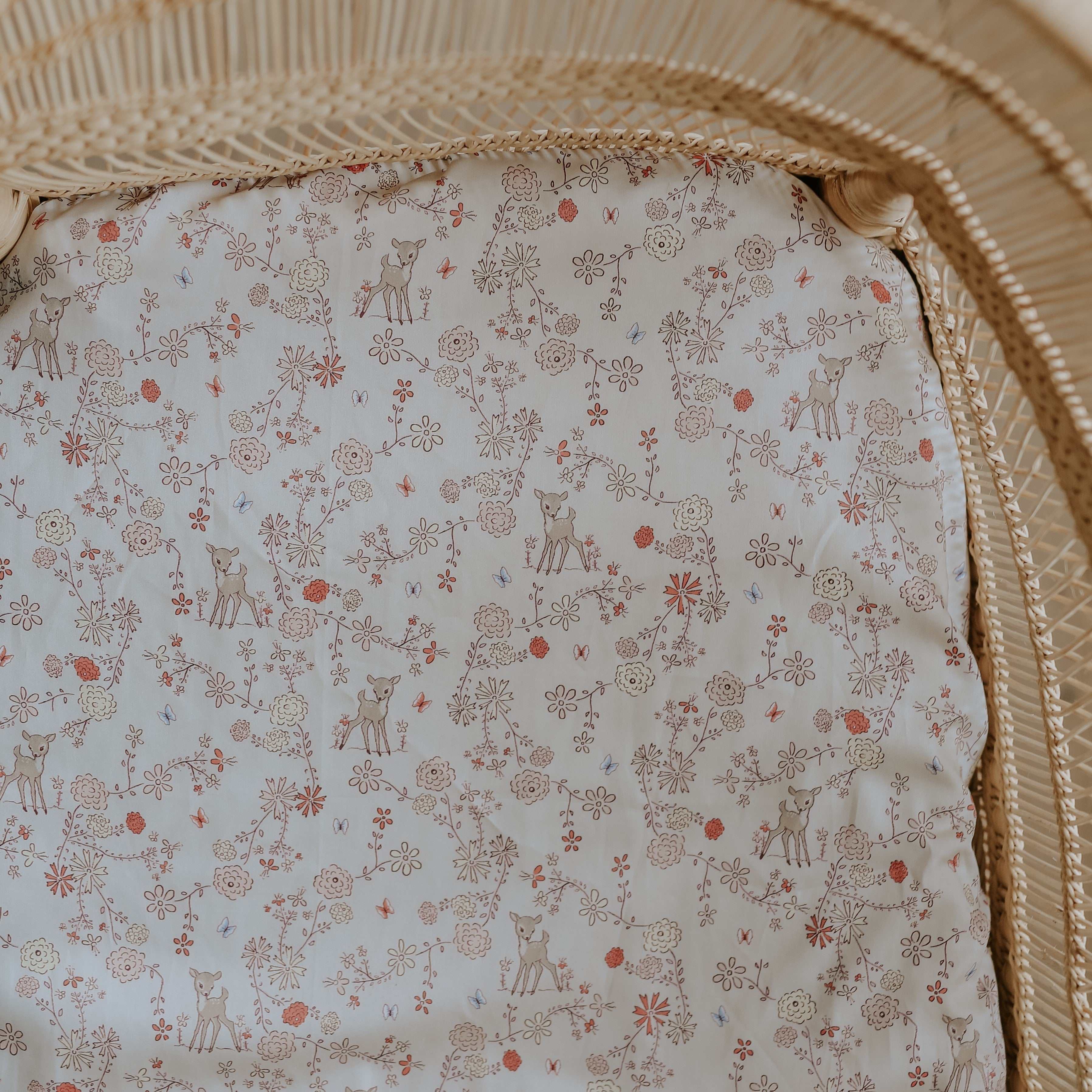 Into The Woodlands Crib Sheet - Ivory