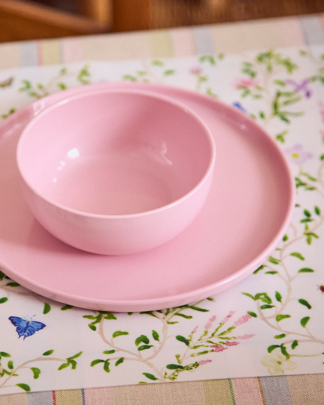 Dinnerware Set - Pink